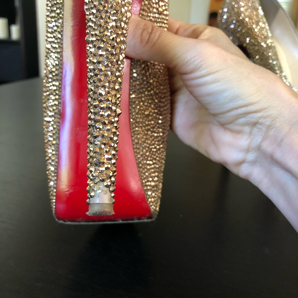 SOLD ON OTHER SITE !!! Christian Louboutin Pumps - Picture 4 of 8